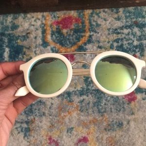🎁Bundle! 2/$6🎁-Retro style sunglasses